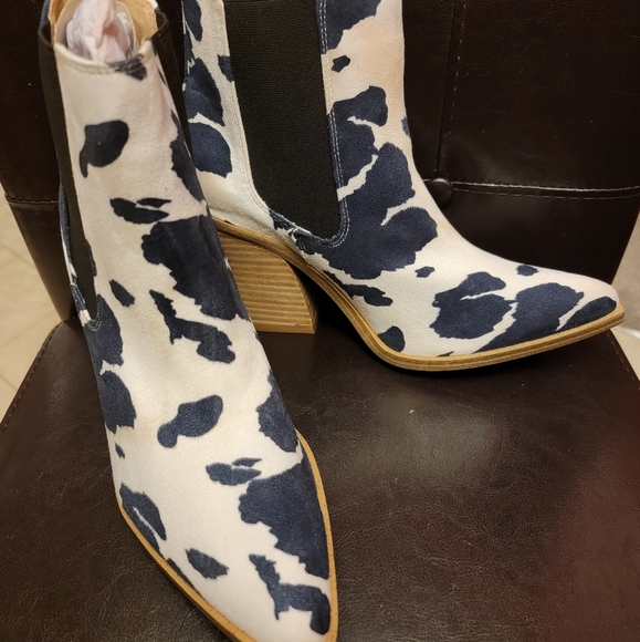 Shoes - Cow Booties